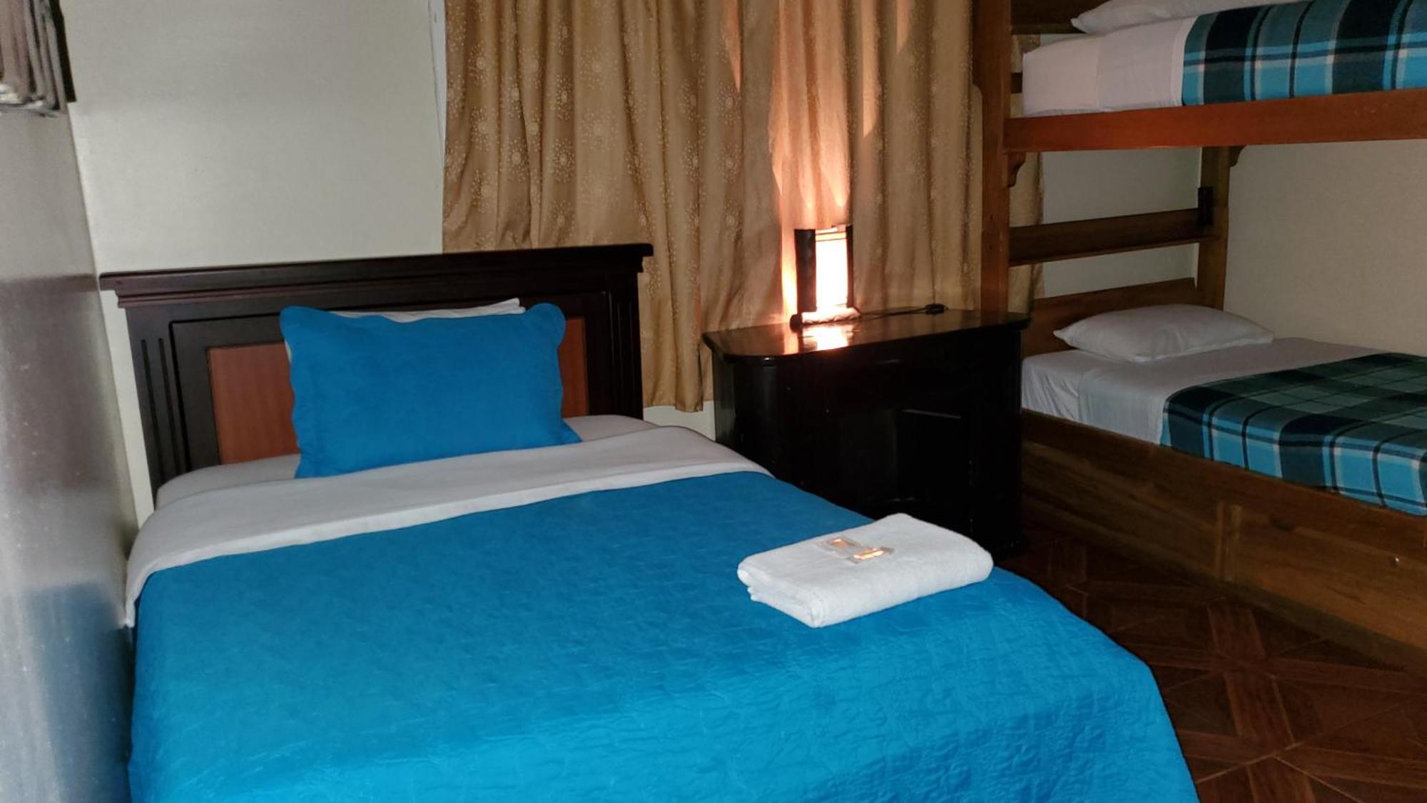 Hostal Bolivar Inn Quito Chambre photo